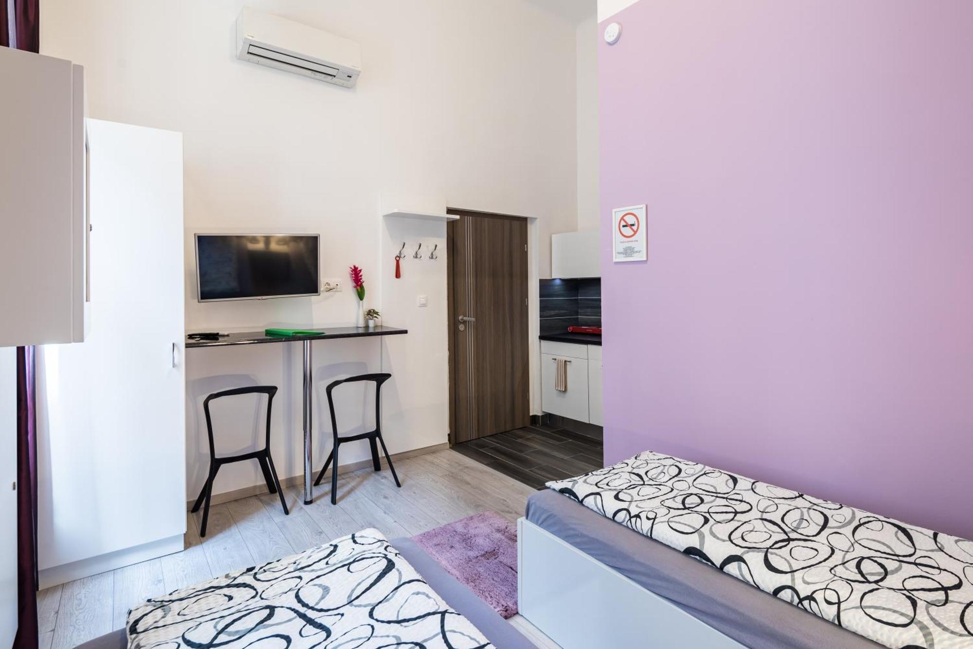 Trip And Hop Apartment Budapest Exterior photo